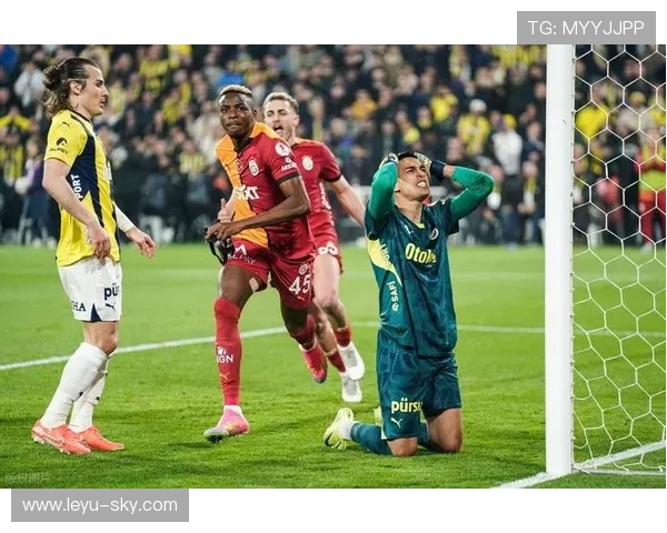 奥斯梅恩：从尼日利亚街头到意甲金靴的逆袭解析